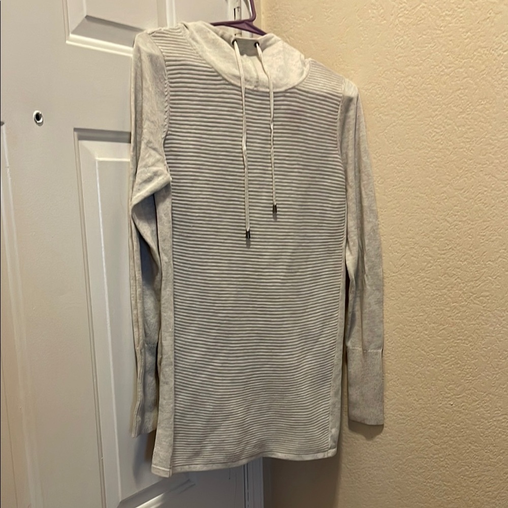 Men's Light Gray Hooded Knit Sweater